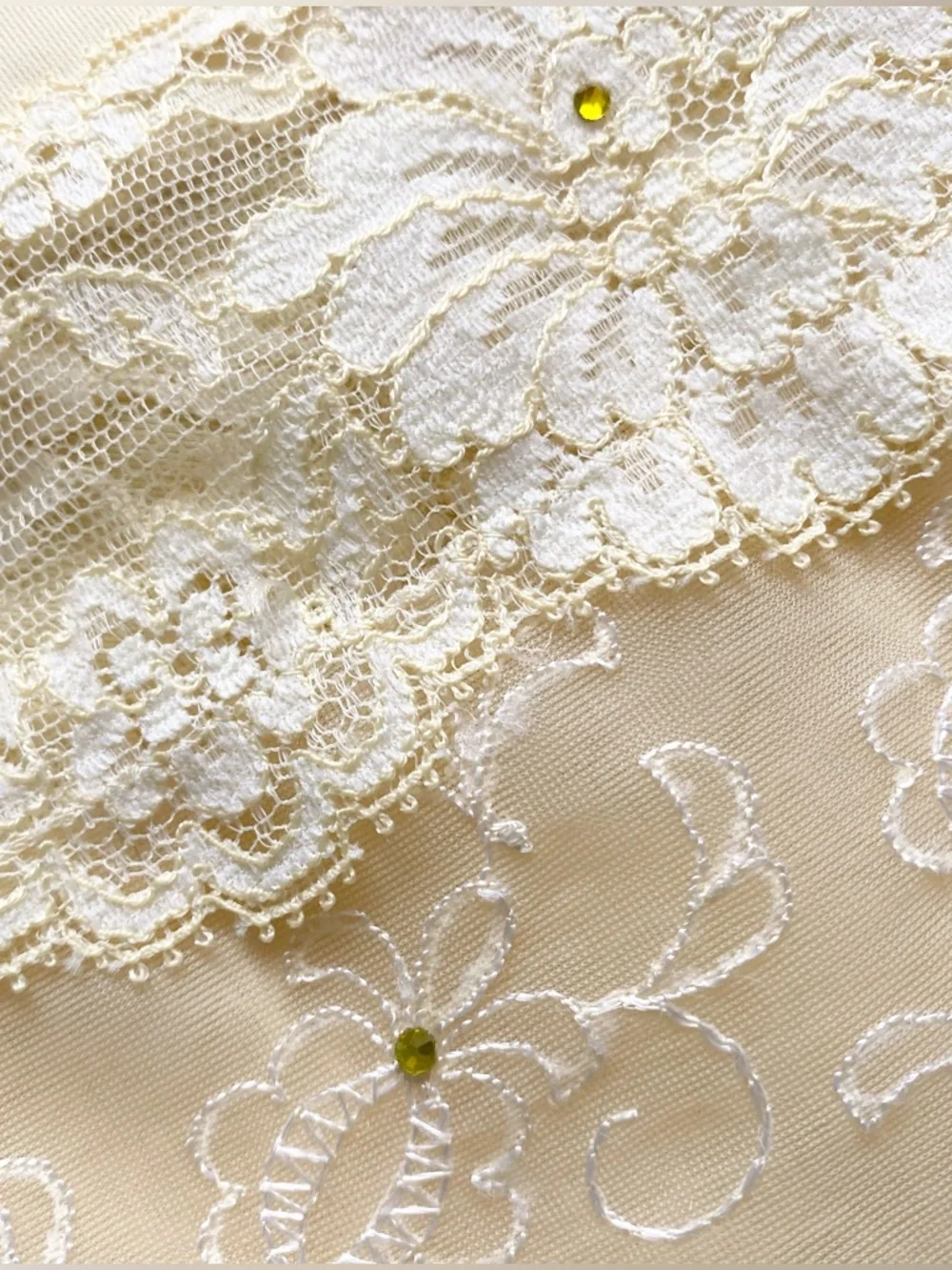 Vintage 60s Sheer Embellished Hem Slip *Small* YELLOW Embroidered Nylon Slip - Picture 4 of 6